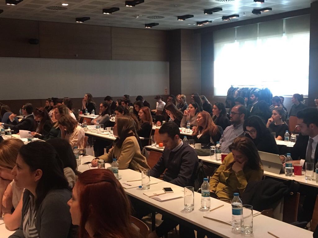 NAZALI VE ÖZYEĞİN ÜNİVERSİTESİ İŞ BİRLİĞİ İLE DÜZENLENEN “KİŞİSEL VERİLERİN KORUNMASI HUKUKU KONFERANSI” POİNT HOTEL BARBOROS’TA GERÇEKLEŞTİRİLDİ.